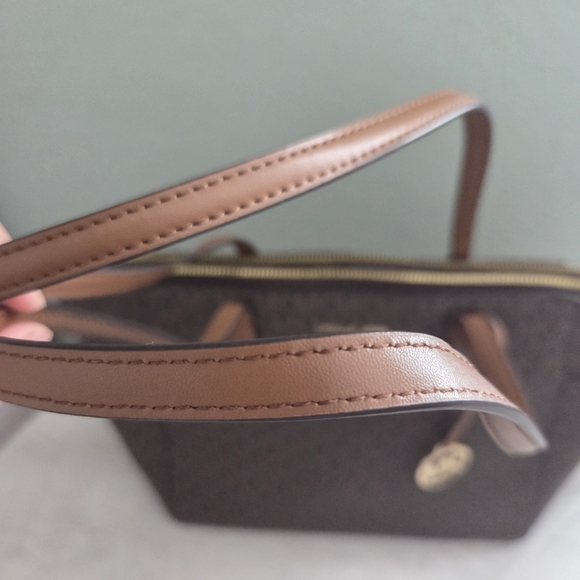 Michael Kors Brown Tote Bag - Picture 11 of 12